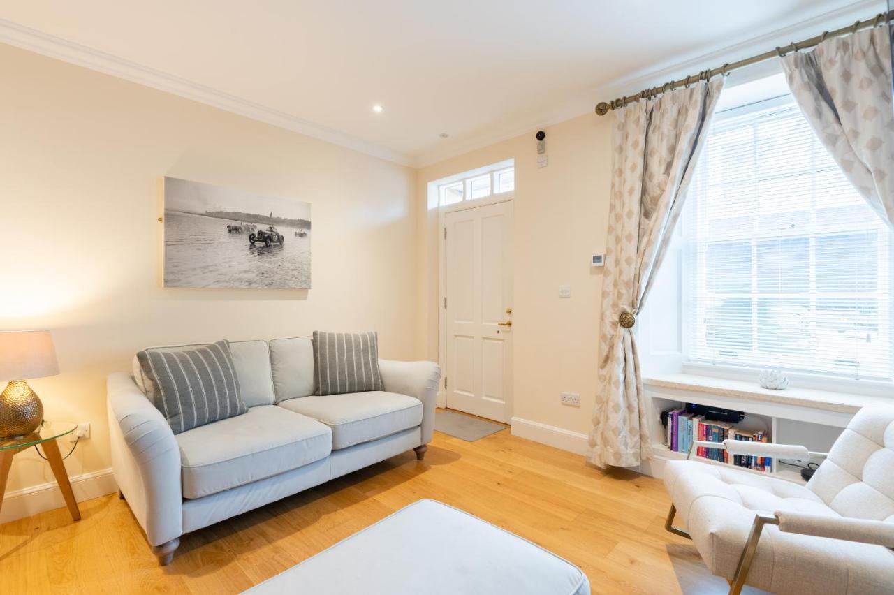 138 North Street - Luxury 2 Bed 2 Bath With Secret Garden, Summerhouse, Putting Green St Andrews Ngoại thất bức ảnh