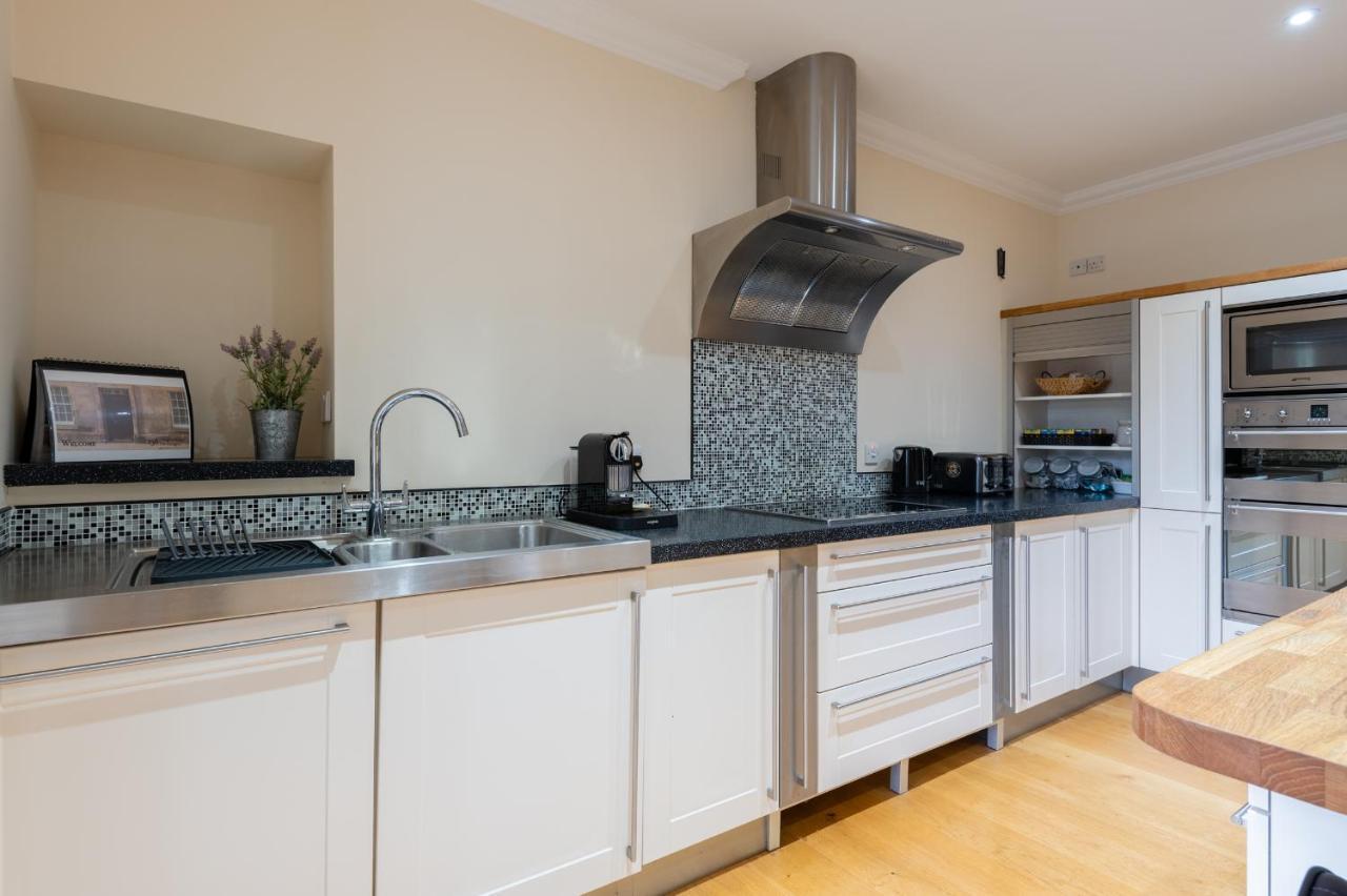 138 North Street - Luxury 2 Bed 2 Bath With Secret Garden, Summerhouse, Putting Green St Andrews Ngoại thất bức ảnh
